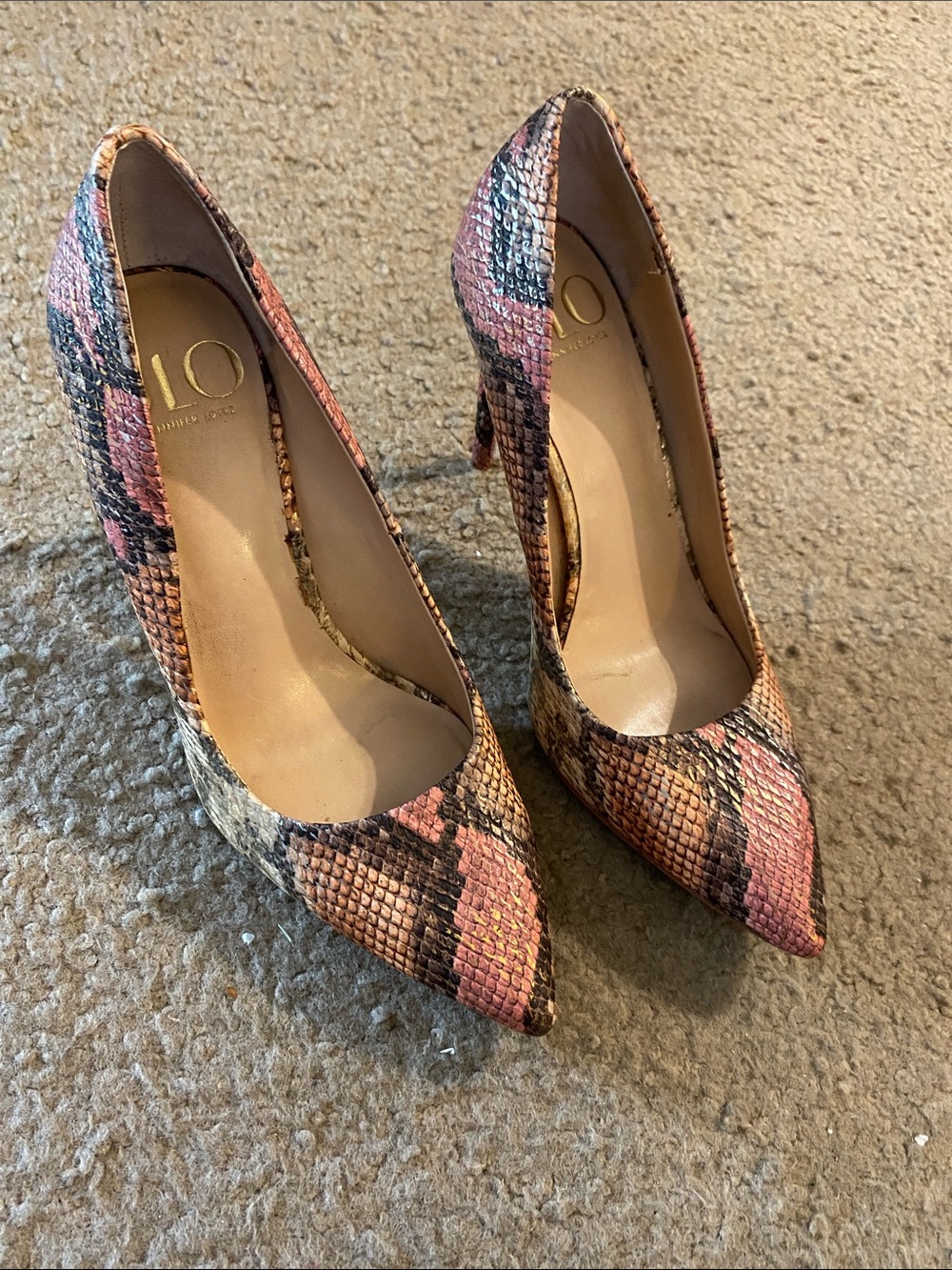 Jennifer Lopez Pink & Beige Snake-Print Stiletto Pumps